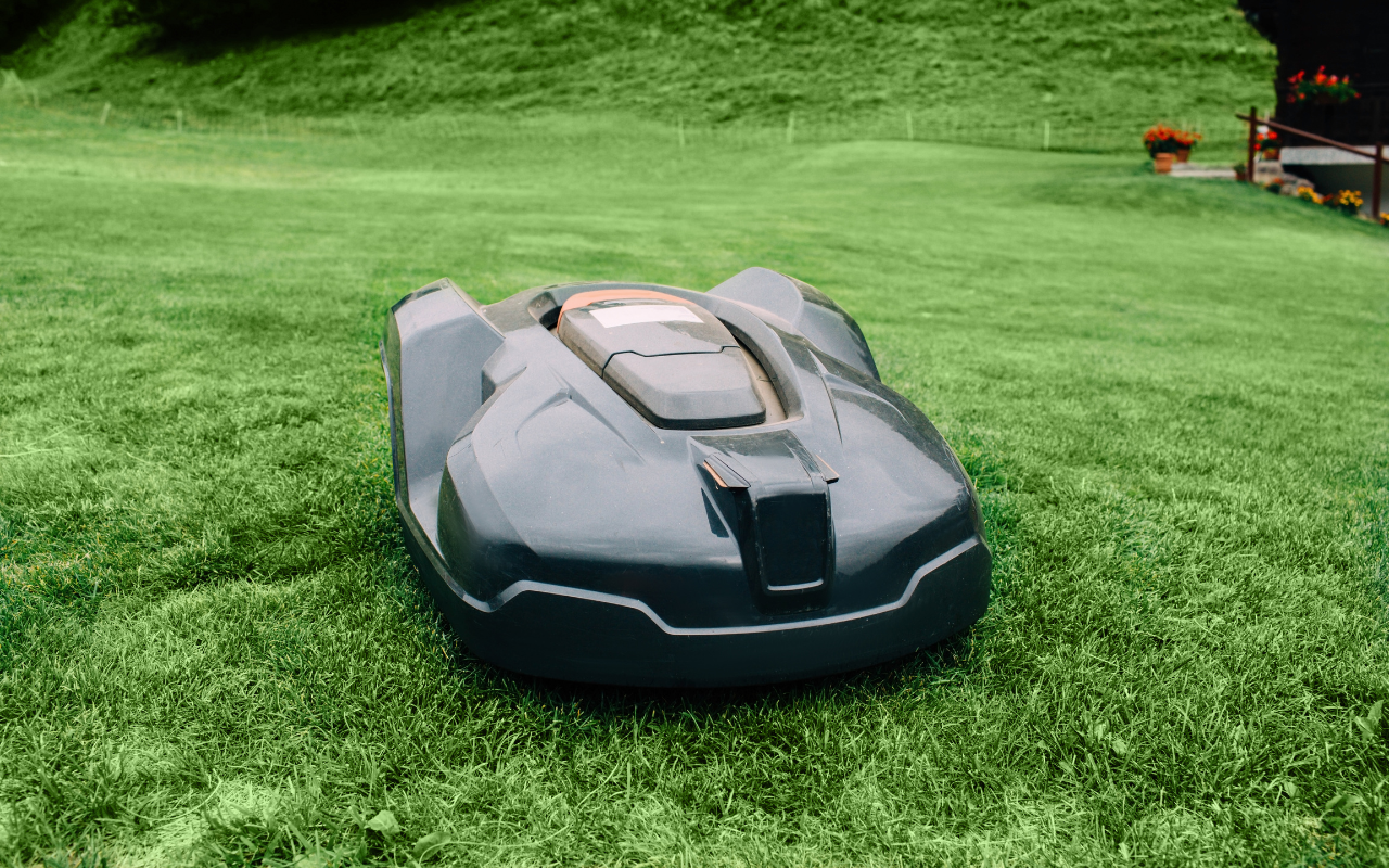 Czy robot do koszenia trawy jest lepszy niż klasyczna kosiarka?
